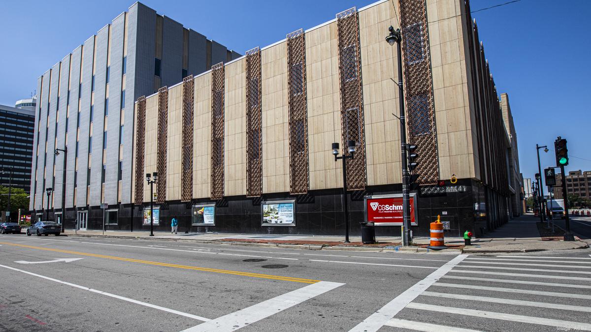 MATC students settle into new apartments in former Journal Sentinel