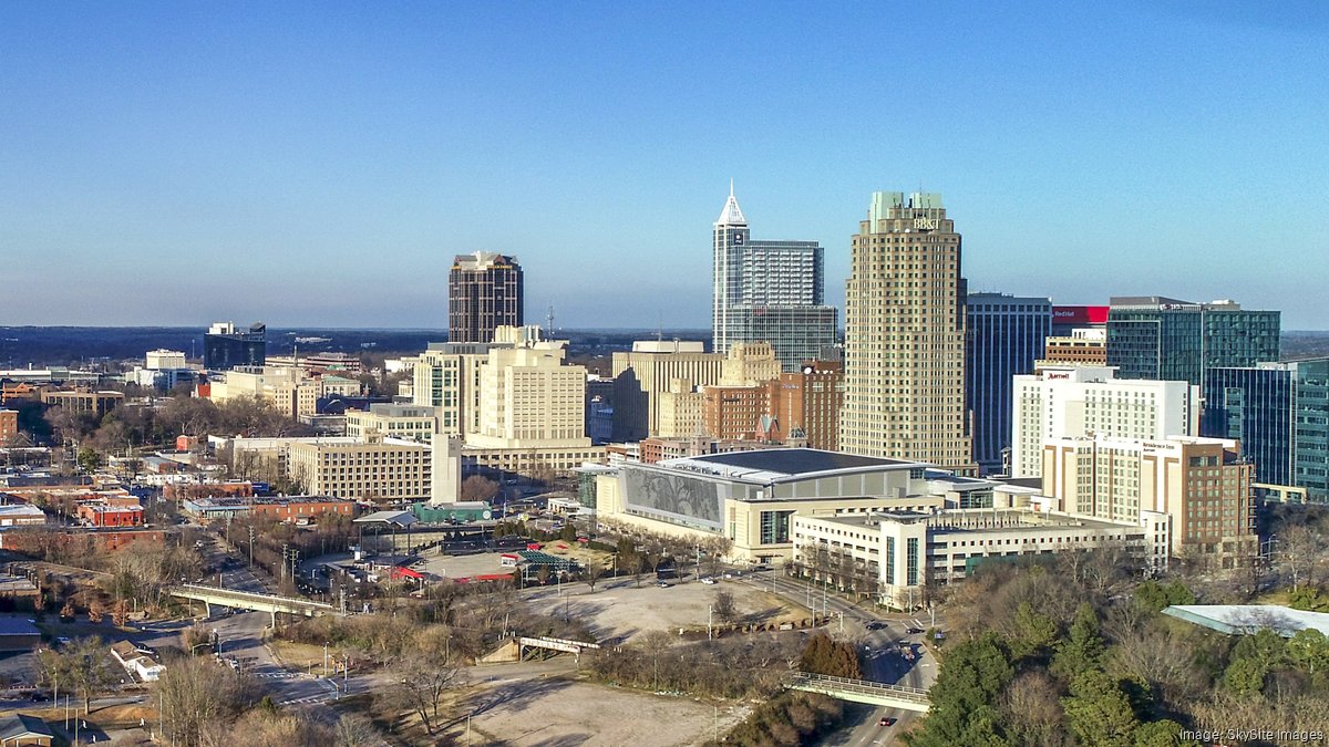 Wells Fargo exec says commercial real estate market will get worse