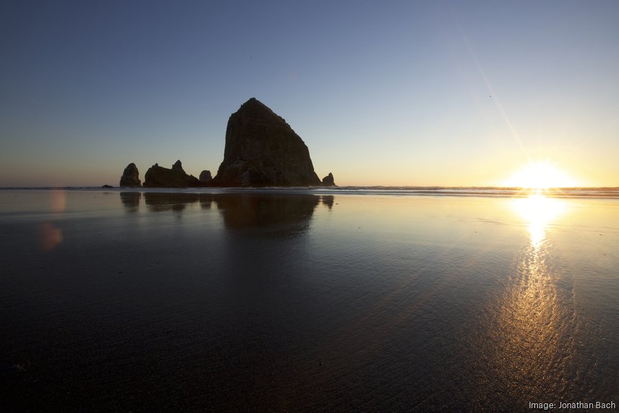 Canadian tourism plummets in Oregon in wake of Trump tariffs, annexation threats