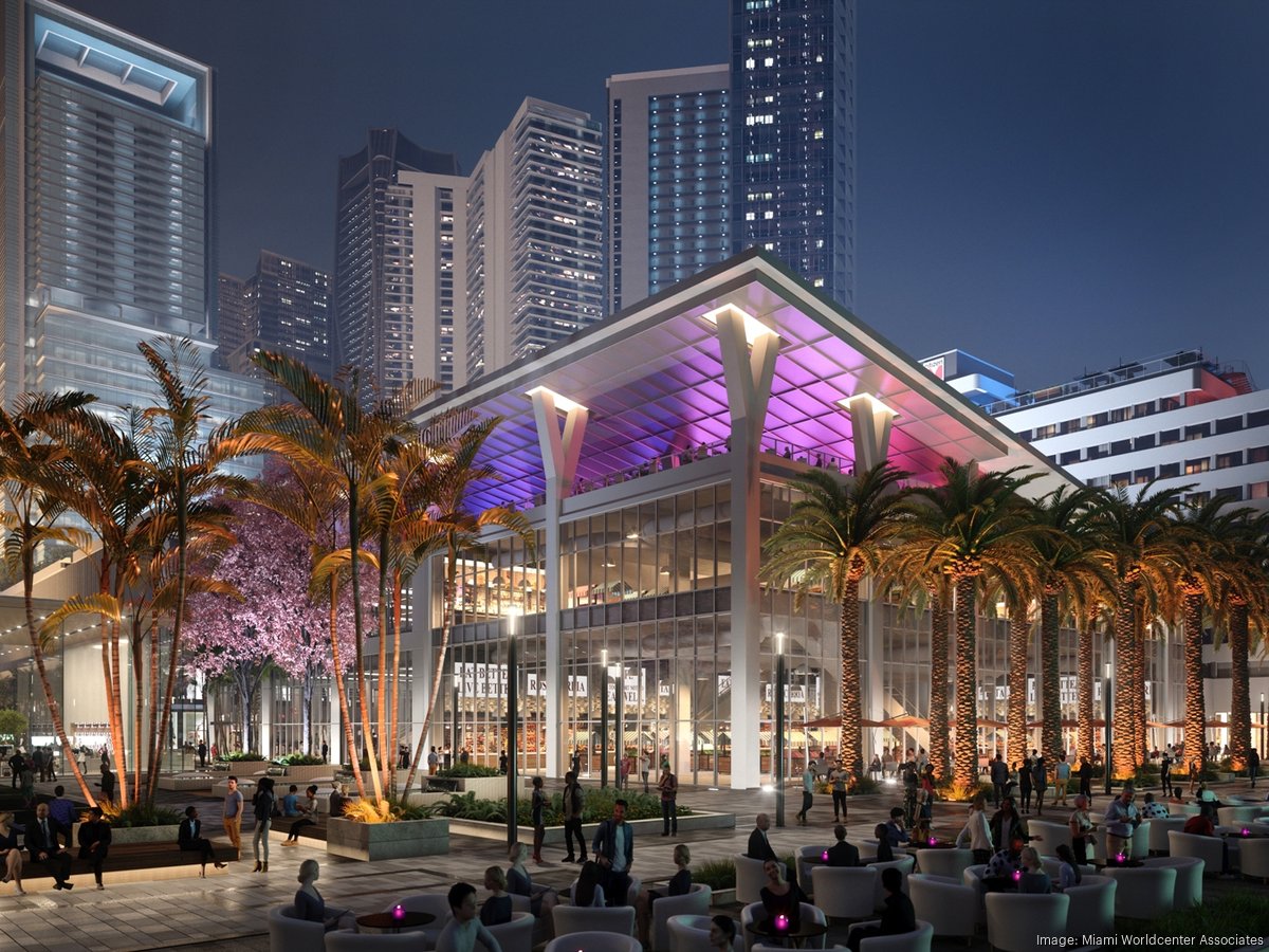 Photos Show Topped Off 40-Story Caoba Miami Worldcenter 2 – The Next Miami