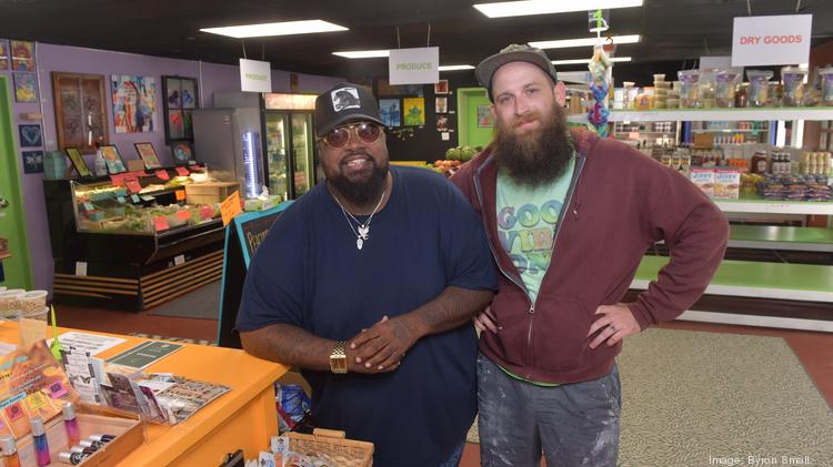 The Grocery Spot co-founders Space Mayfield, left, and Matthew Jones, right.