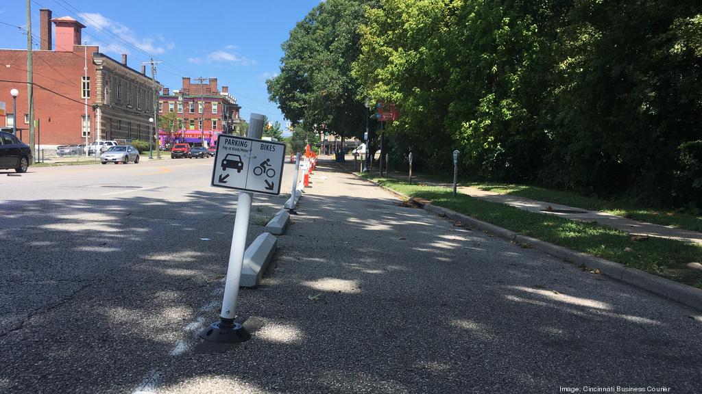 clifton-avenue-bike-lane*1024xx4032-2268