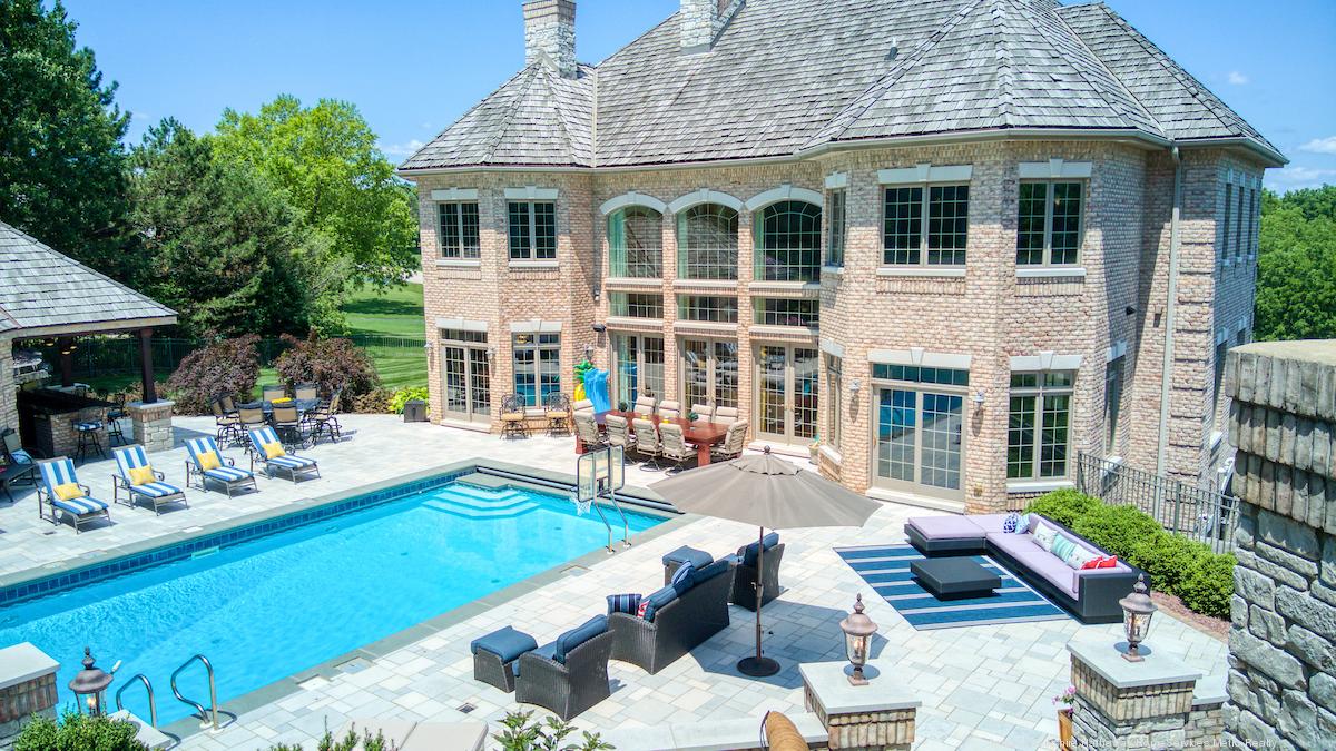 See 2.59 million Delafield home with indoor hot tub room and dreamy