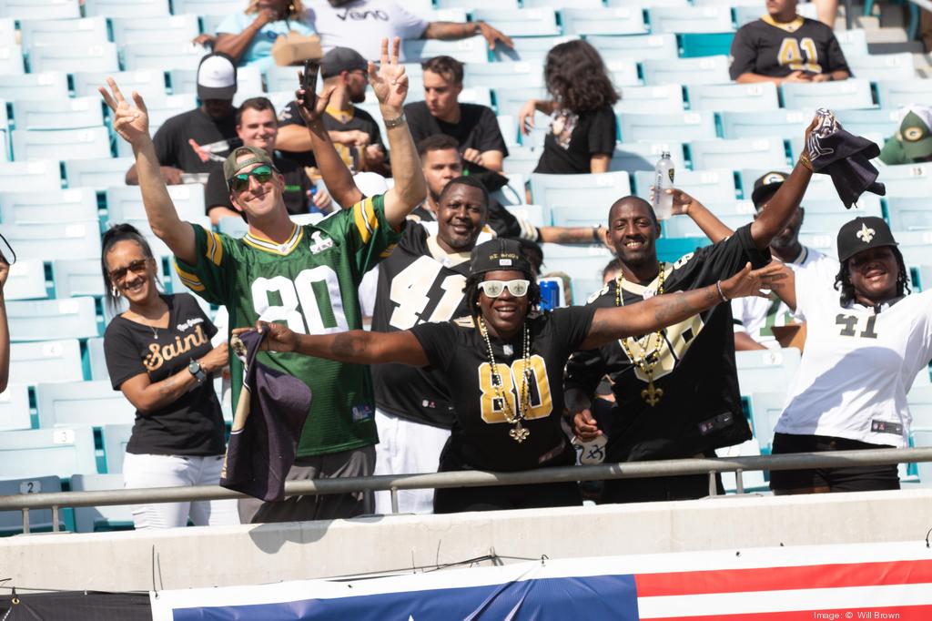 Photo: Packers vs Saints in the NFL opening game at TIAA Bank Field in  Jacksonville, Florida. - JAP20210912009 