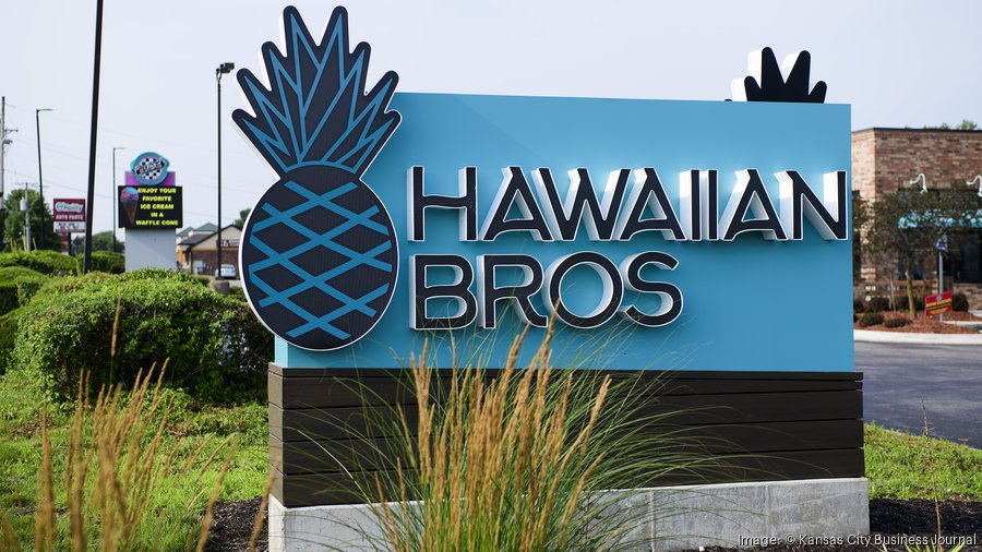Hawaiian Bros makes the top 10 list for the top 500 restaurant chains