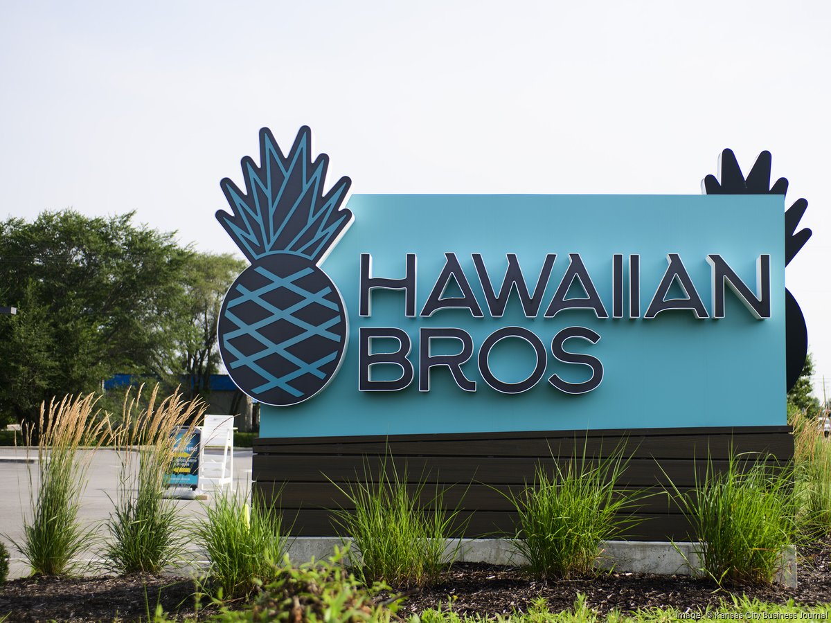 Fast-growing Hawaiian Bros opens ninth Kansas City-area restaurant