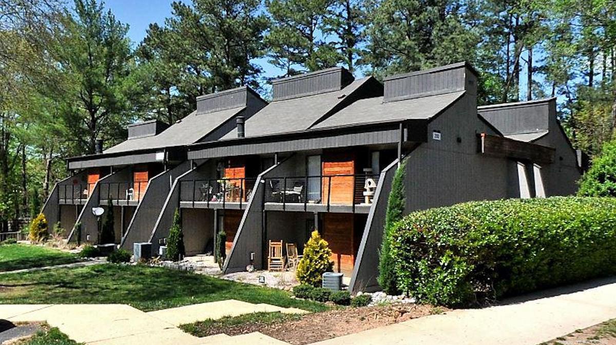 Raleigh apartments near North Hills sold to Florida real estate firm