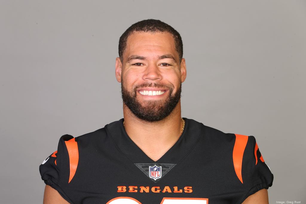 Cincinnati Bengals: Riley Reiff has the best contract on the team