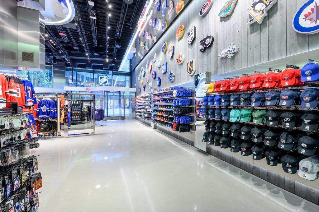 The NHL Store in NYC Gears Up for Winter - Enhance a Colour
