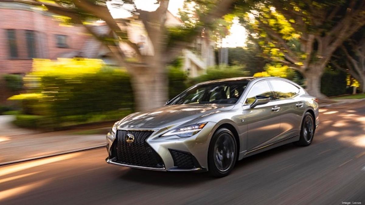 Weekend Wheels Lexus Big Ls Sedan Focuses On Plush Ride Options Galore Phoenix Business Journal