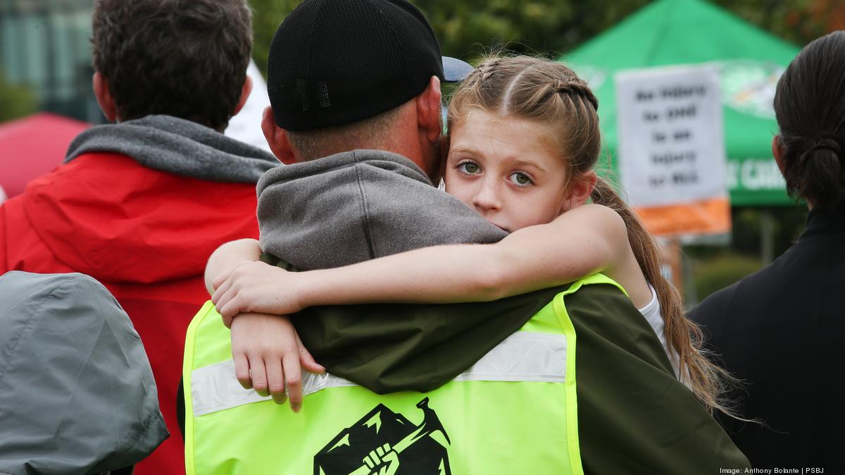 Carpenters end strike after approving new contract Puget Sound Business Journal