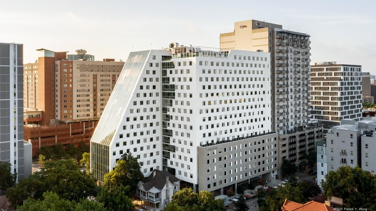 Austin's Villas on Rio highrise bought by Chicago investor Austin