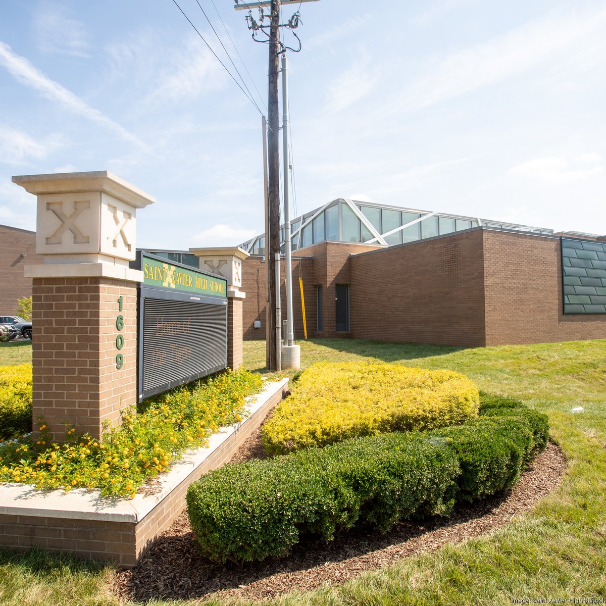 st-xavier-high-school-exterior