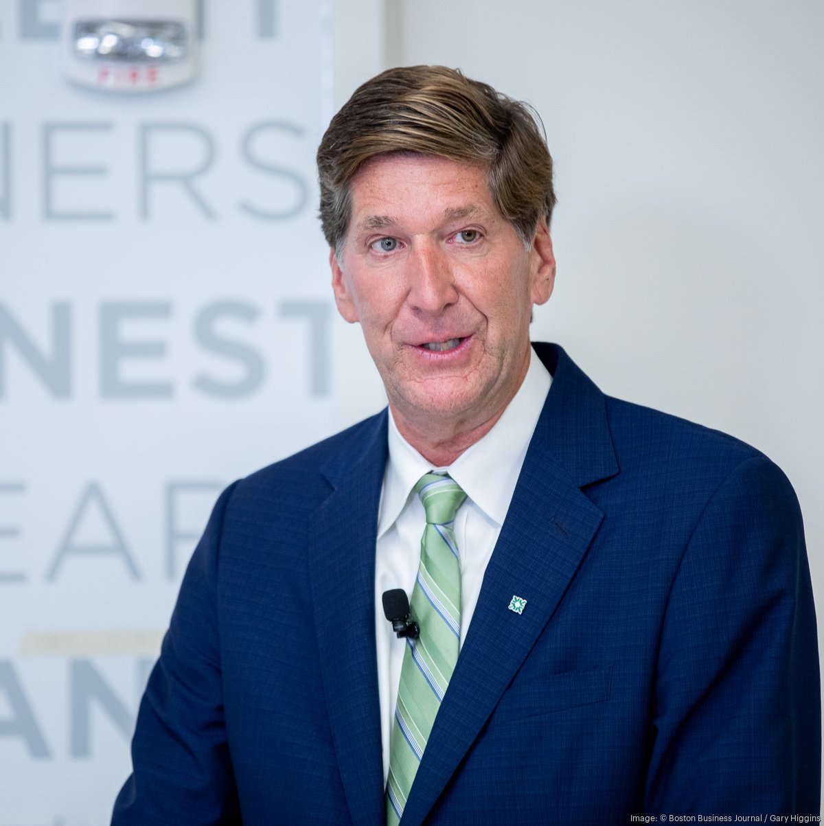 Citizens CEO Bruce Van Saun's compensation dropped following
