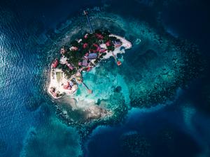 Ray Caye Belize