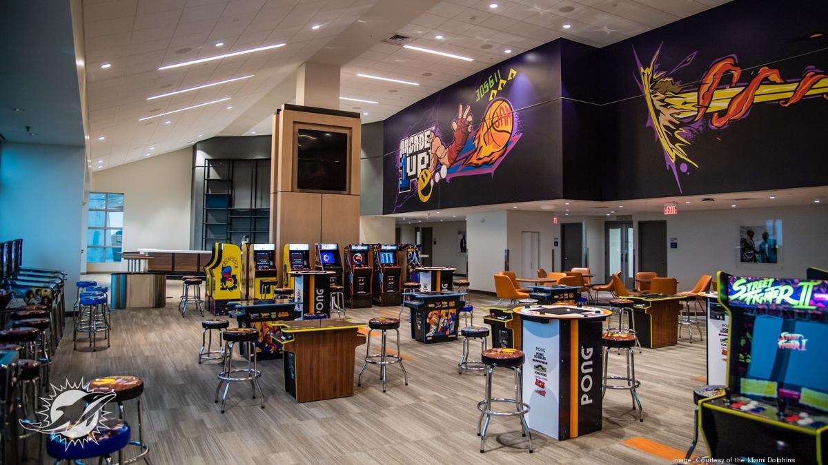Miami Dolphins partner with retro gaming company Arcade1Up - South Florida  Business Journal