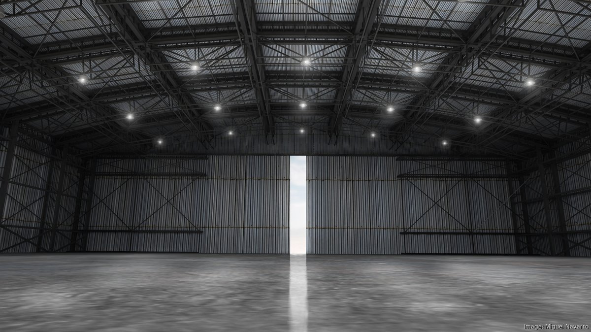 Chicago industrial real estate market cooling from 2021 high Chicago