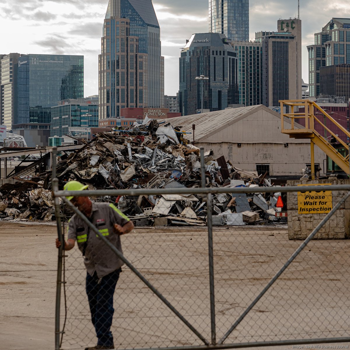 East Bank scrapyard sale expected this quarter, Icahn execs