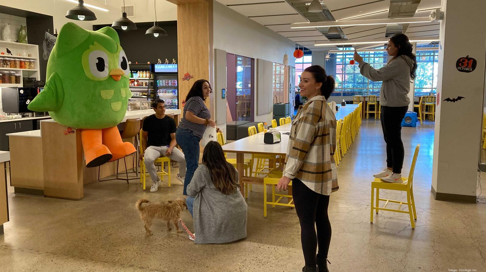 From TikTok and Roblox to 'Game Of Thrones,' how DuoLingo is using trends  for viral marketing