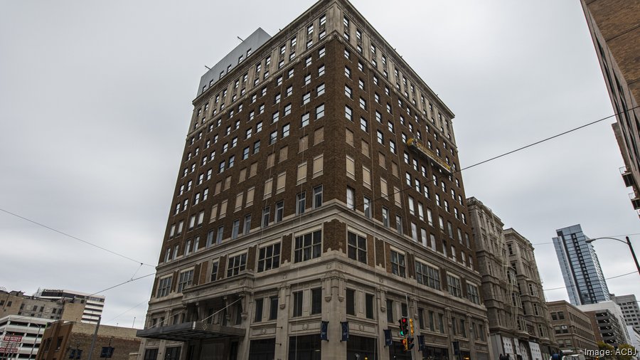 A look inside the renovation of the Milwaukee Athletic Club: Slideshow