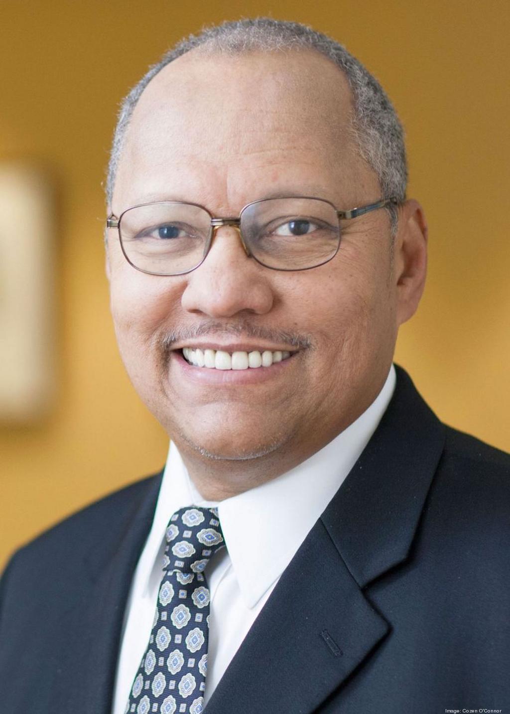 Dr bernard lee (87) 사진