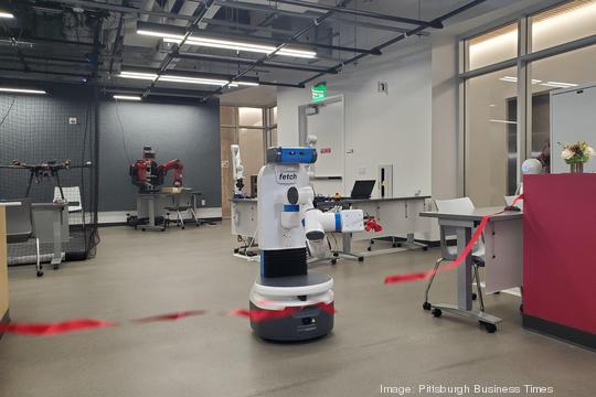 Carnegie Mellon University celebrates opening of new AI Maker Space