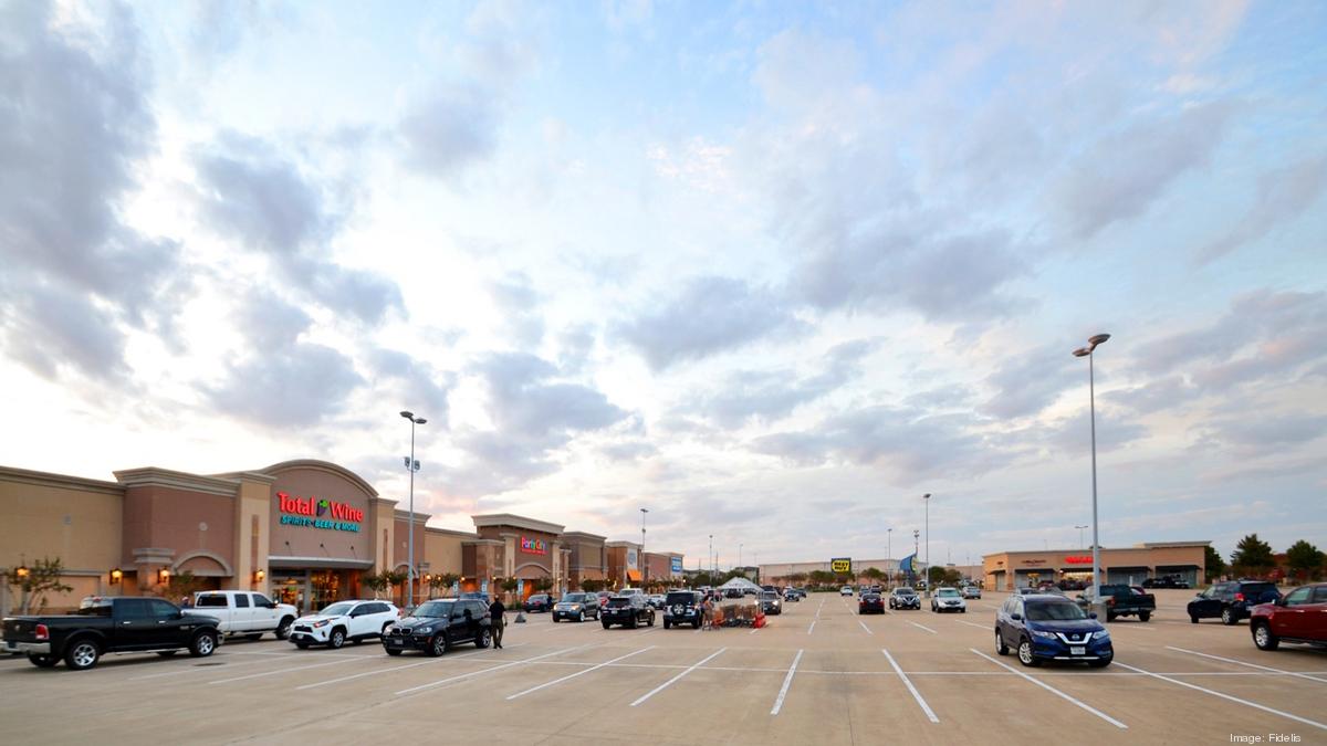 petsmart bella terra