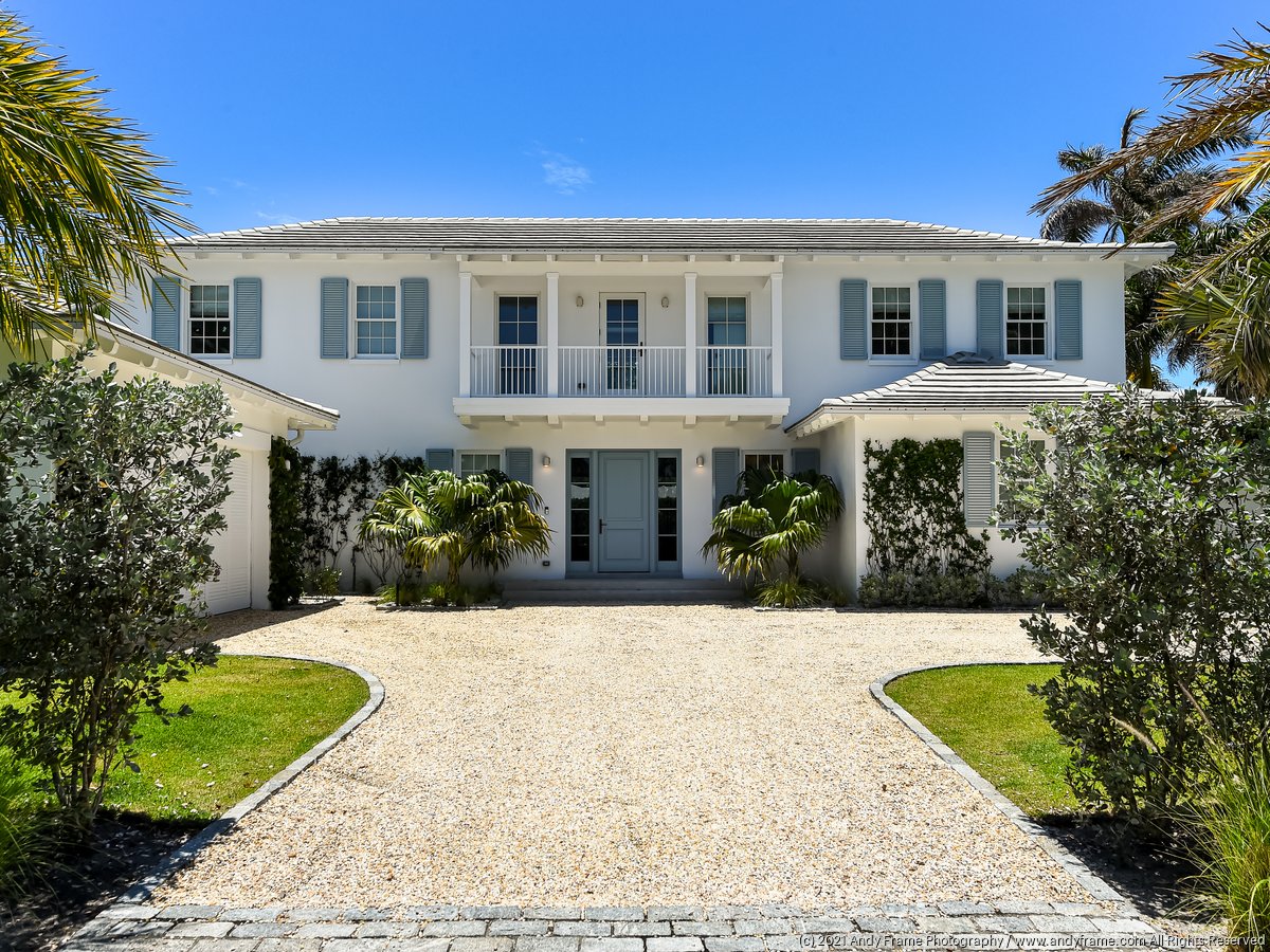 William Bishop of General Mills buys Palm Beach home South