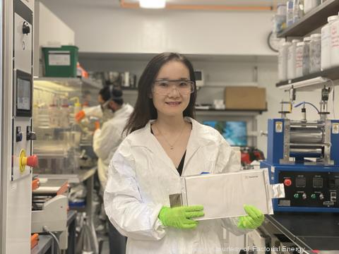 Siyu Huang and Battery