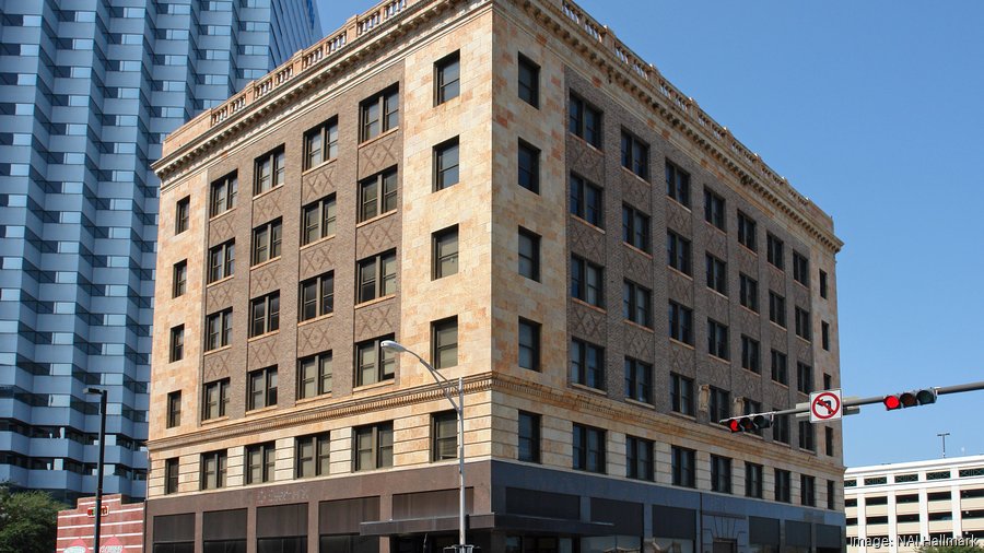 Downtown Jacksonville building sells for 2.55 million; adjacent