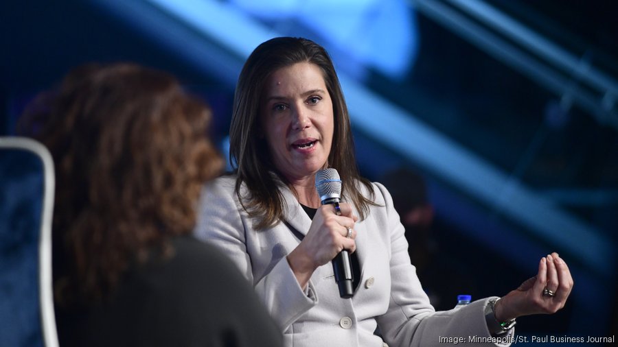 Best Buy hikes pay for current and incoming CEOs