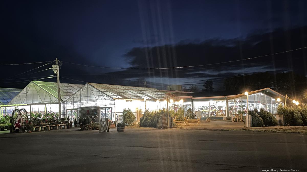 Real estate investor buys Hewitt's Garden Center property in Queensbury