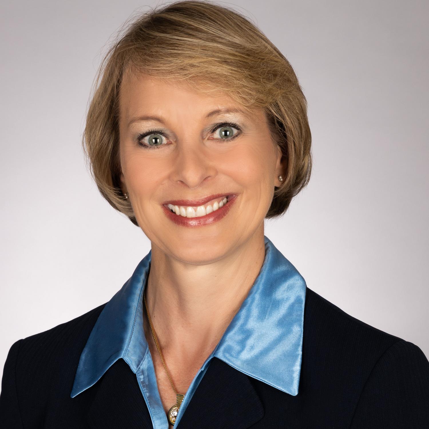 Beth Hallowell People on The Move Dallas Business Journal