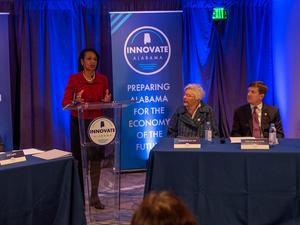 State Leaders speak at Innovate Alabama announcement 12.14