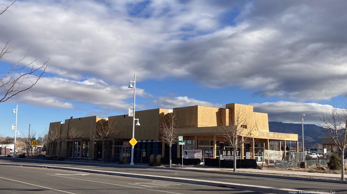 Rock and gem store secures lease at Avanyu Plaza in Albuquerque