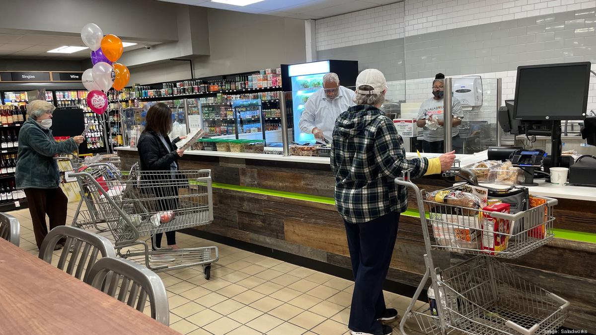 Saladworks and Frutta Bowls launch cobranded locations in Philadelphia