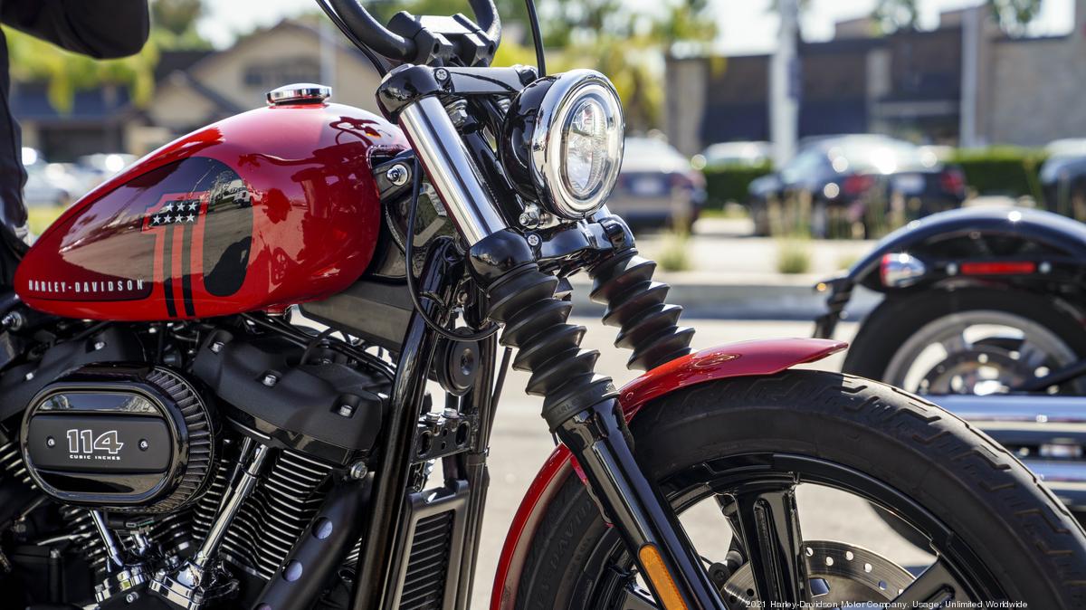 Harley-Davidson reveals new colors, other features for 2022; big premiere  Jan. 26 - Milwaukee Business Journal