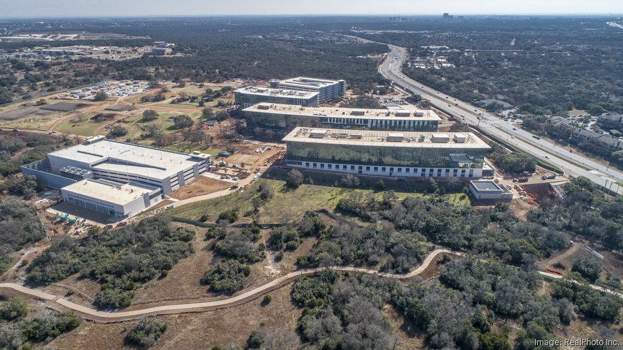 Apple to build new $1B Texas campus that could grow to 15,000