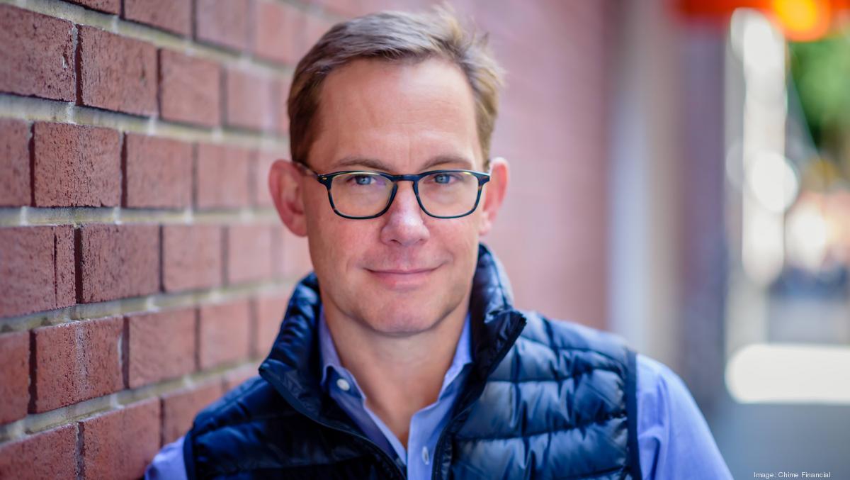 Chime adds hundreds of Chicago workers, plans new local office