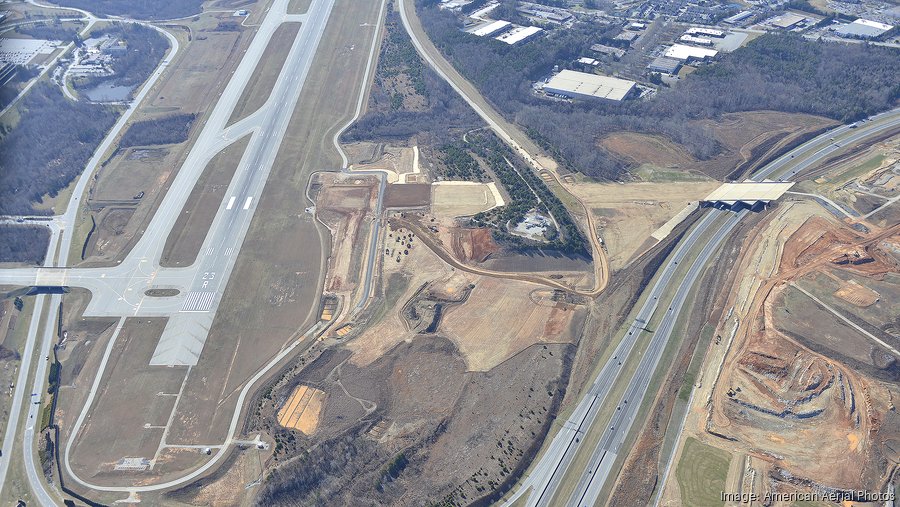 Without the taxiway bridge at Piedmont Triad International Airport ...