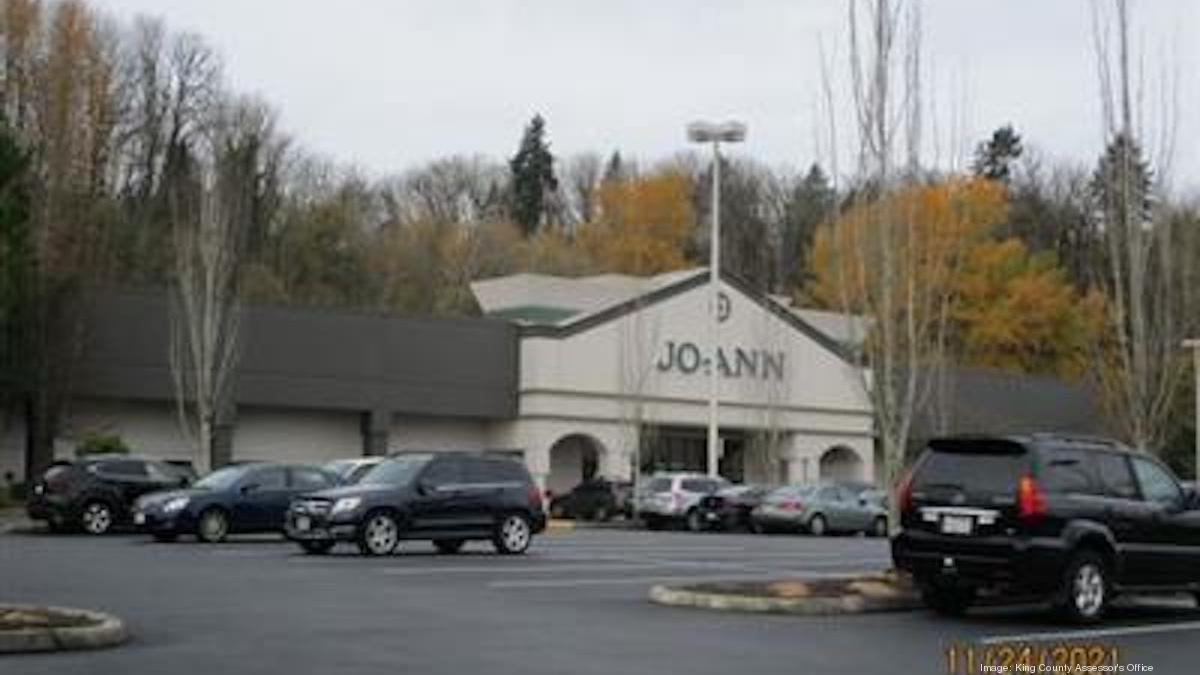 Clarion Partners sells Tukwila retail center for less than it paid for