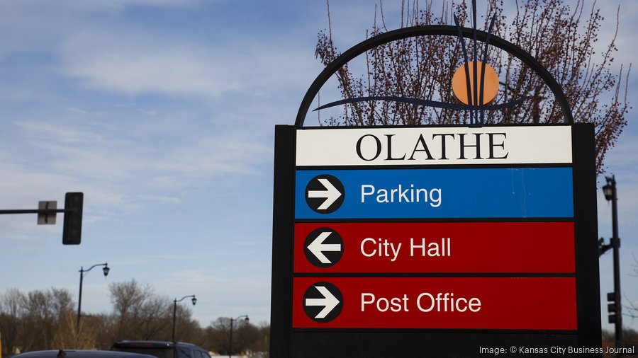 Hilltop Farms developer returns to Olathe commission, gets rezoning