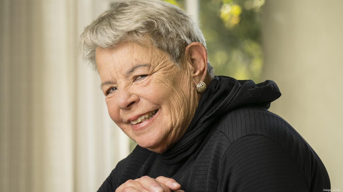 What Stanford professor Dr. Phyllis Gardner thinks about Theranos founder Elizabeth Holmes