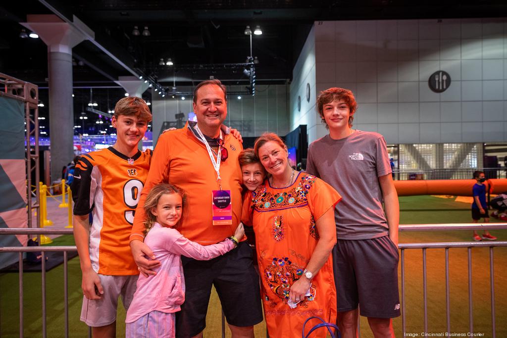 Super Bowl LVI: Go inside the fan experience: PHOTOS - Cincinnati Business  Courier