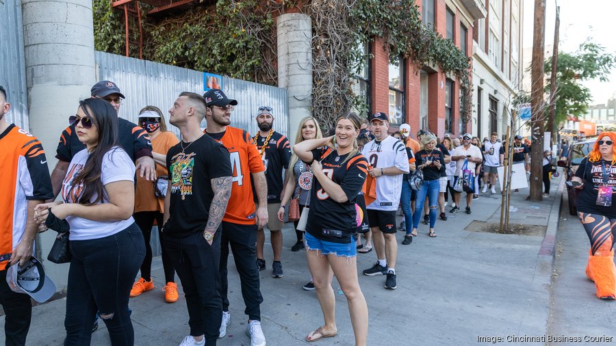 Bengals fans celebrate in the streets of Cincinnati