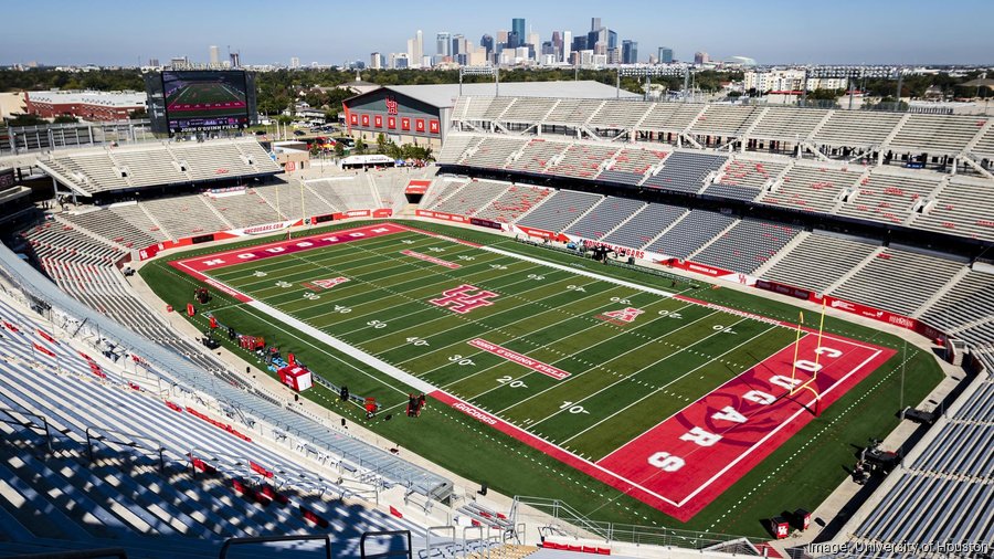 Club Level Section 300's - Entrance - Cougar Football - Coogfans