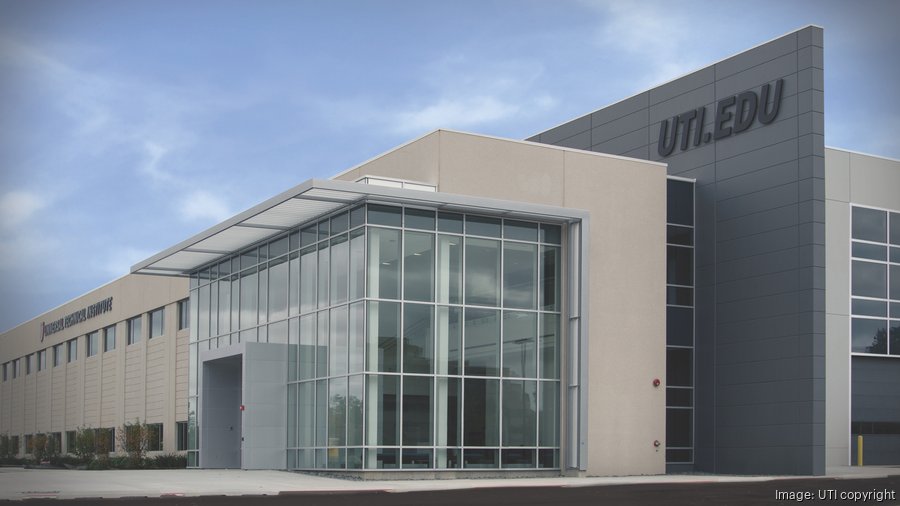 Universal Technical Institute buys Lisle building for 28 million