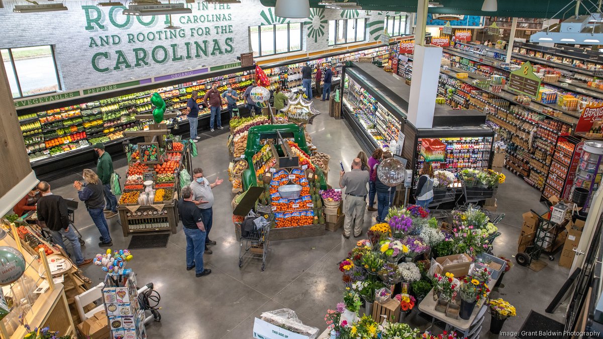Lowes Foods opens new concept store in Huntersville Charlotte