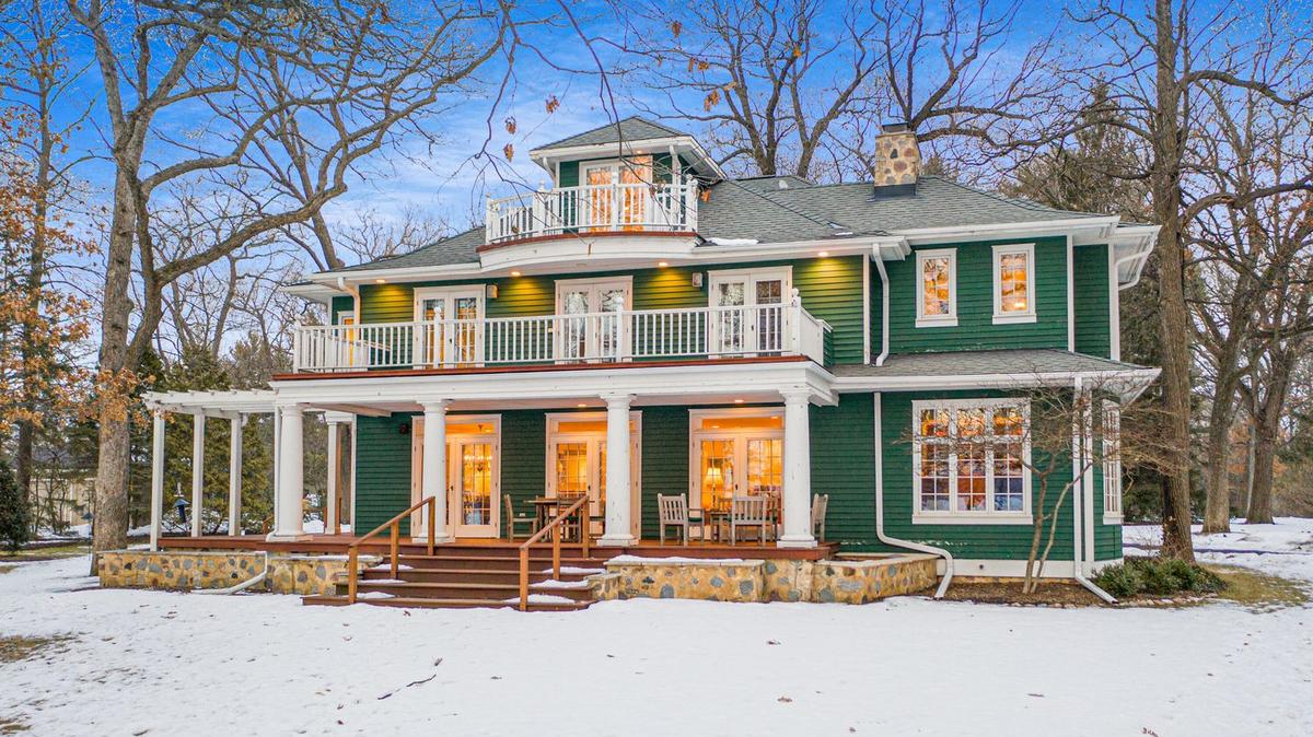 Sneak peek of 3.8 million Hartland lake house about to hit the market