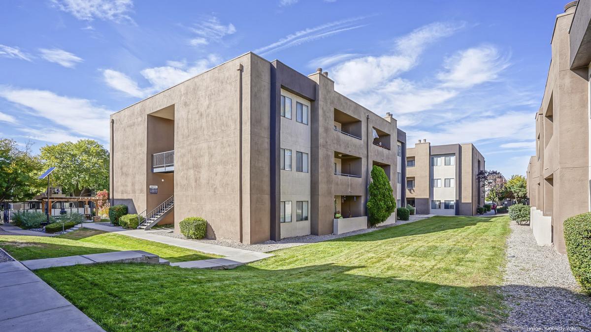 Kennedy Wilson acquires the 504unit AYA apartment complex in